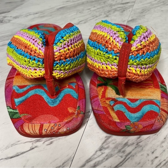 Farm Rio Toucans Crochet Multicolor Puffy Flip Flop 6 - Picture 9 of 13